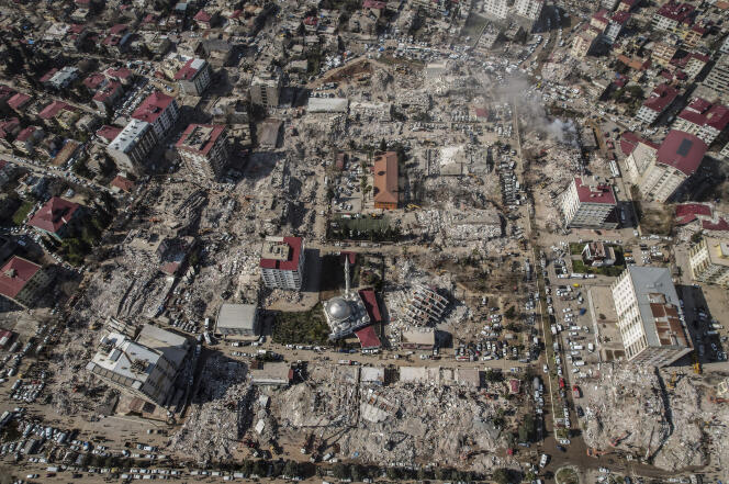 Le centre-ville de Kahramanmaras, dans le sud de la Turquie, détruit par le séisme, jeudi 9 février 2023.