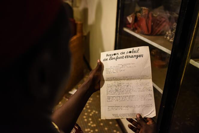 Adaptation report of a child adopted in France, provided by the association Rayon de soleil of the foreign child to his father.  In Bamako, Mali, on September 30, 2021.