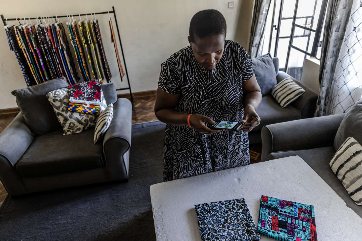 En Afrique subsaharienne, le boom de la « Facebook économie », ou le commerce directement sur les réseaux sociaux