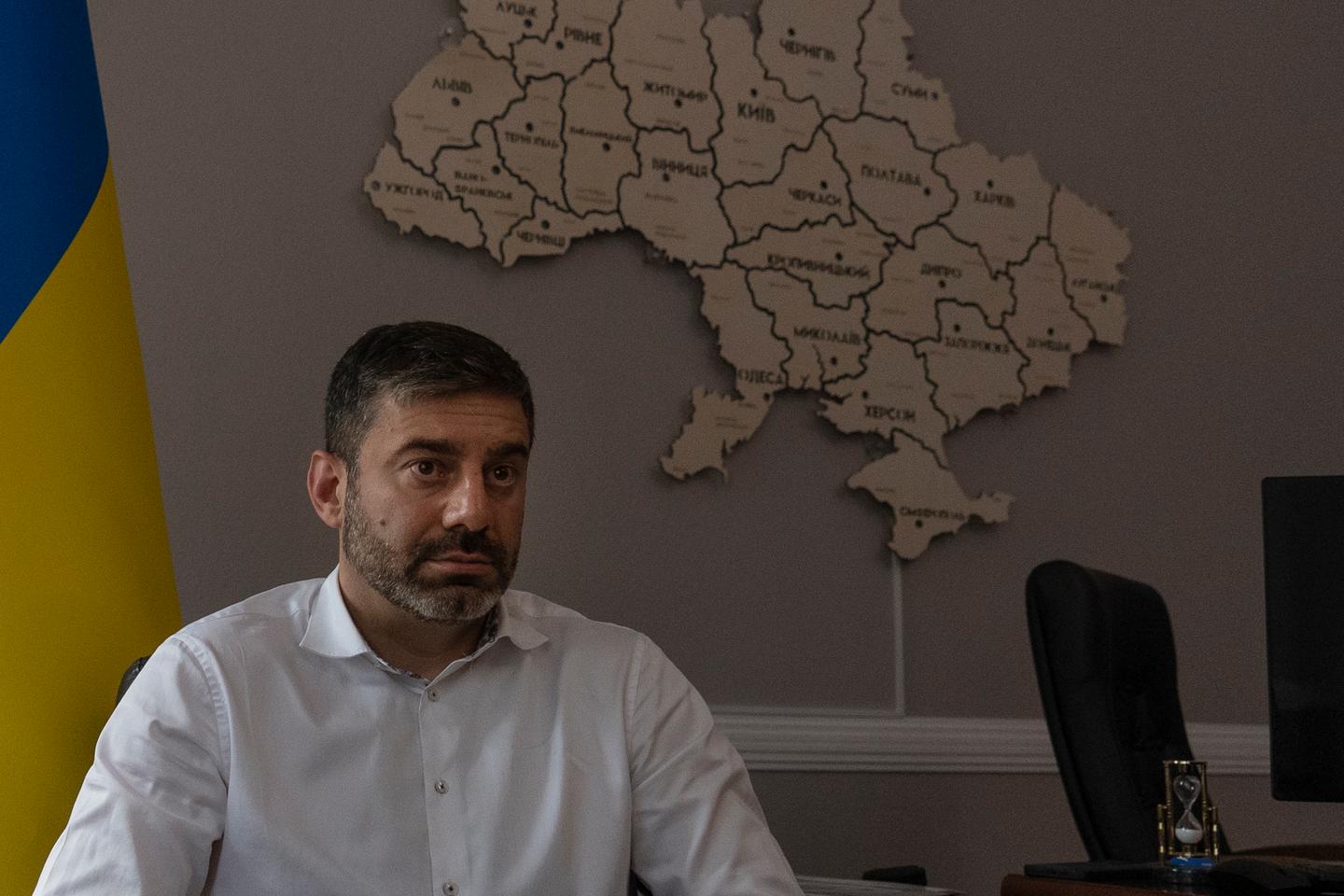 Ukrainian teen taken from Mariupol returned home