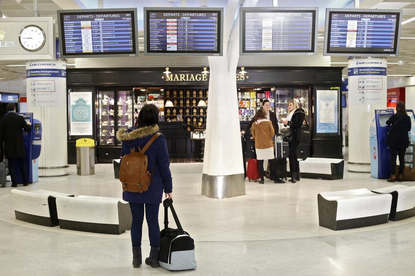 Vuelos cancelados durante una huelga de controladores aéreos en el aeropuerto de Orly en los suburbios de París el 8 de abril de 2015.