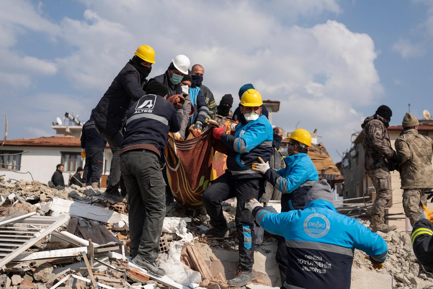 El terremoto que asoló Turquía y Siria mató a más de 30.000 personas El terremoto que asoló Turquía y Siria mató a más de 30.000 personas