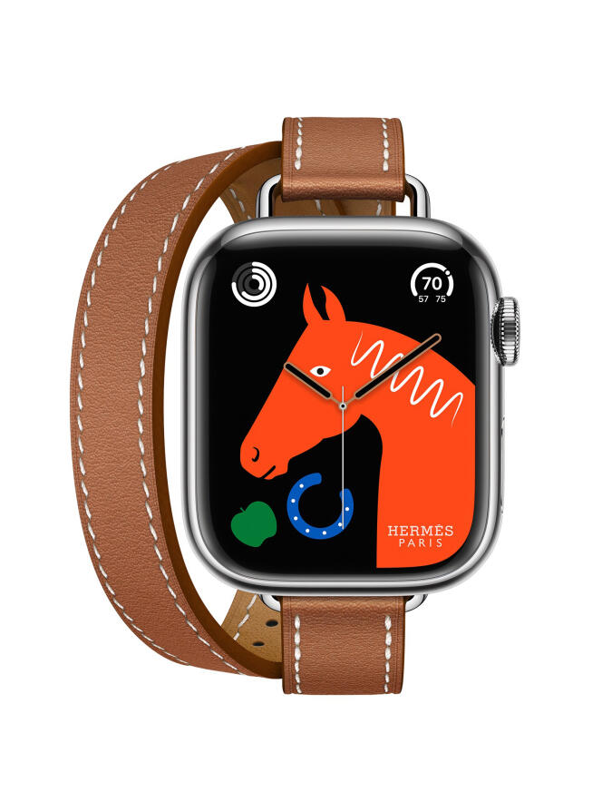 The Apple Watch Hermès Series 8, with its Lucky Horse dial, is inspired by the equestrian world loved by the brand.