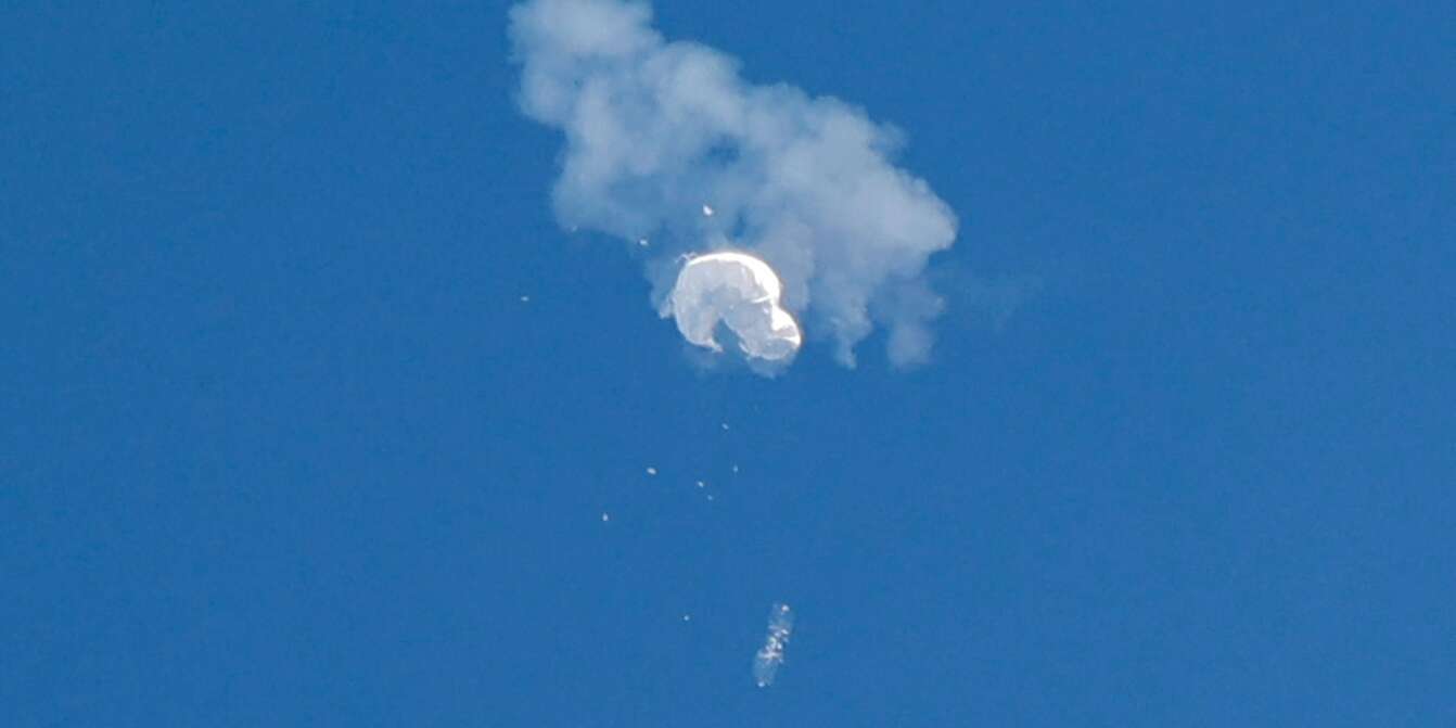 Ballon géant et engins volants dans le ciel des Etats-Unis : 8 questions  pour comprendre ce qu'il se passe