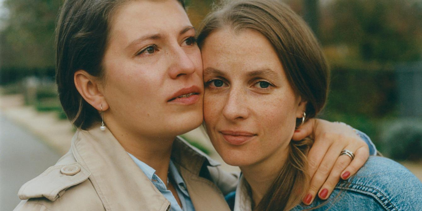 Les Ukrainiennes Sont Les Plus Belles Femmes Du Monde Olga en France, Sasha en Ukraine : deux sœurs à l'épreuve de la guerre