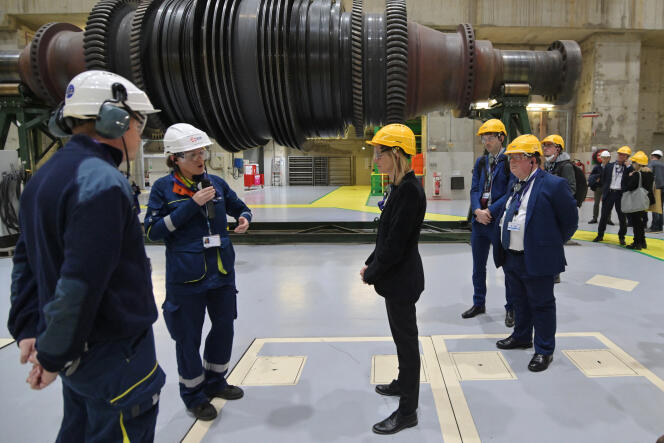 La ministre de la transition énergétique, Agnès Pannier-Runacher, en visite à la centrale nucléaire de Chinon (Indre-et-Loire), le 28 octobre 2022. 