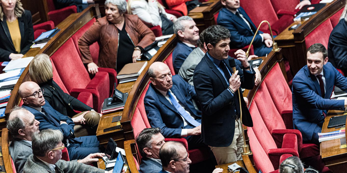 los debates terminaron en confusión en la Asamblea, sin discusión sobre el artículo que retrasa la mayoría de edad