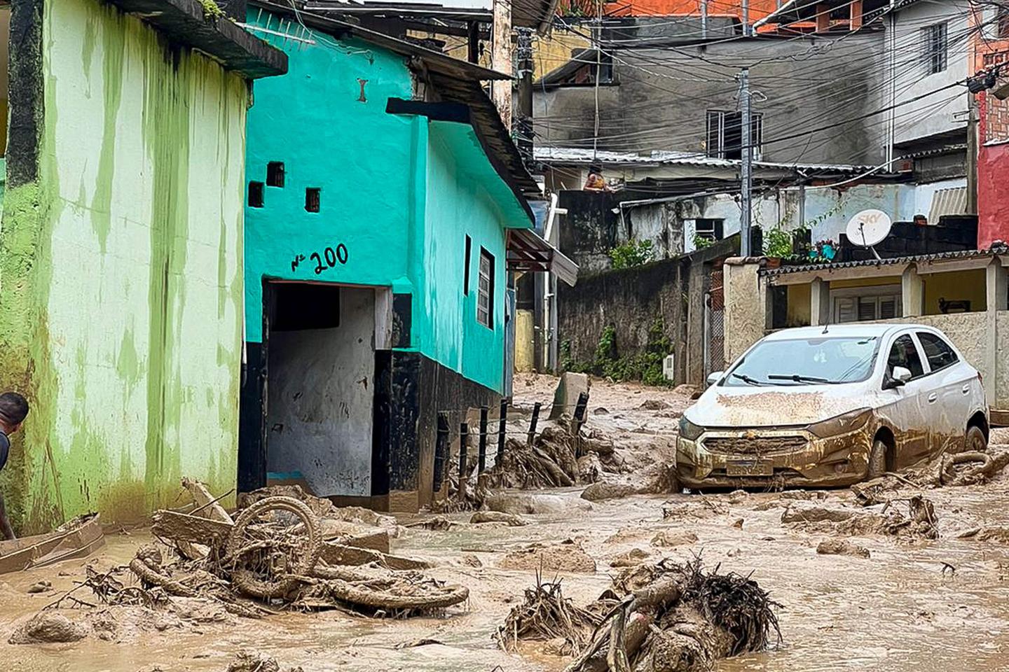 Brazil Landslides and flooding leave at least 36 dead