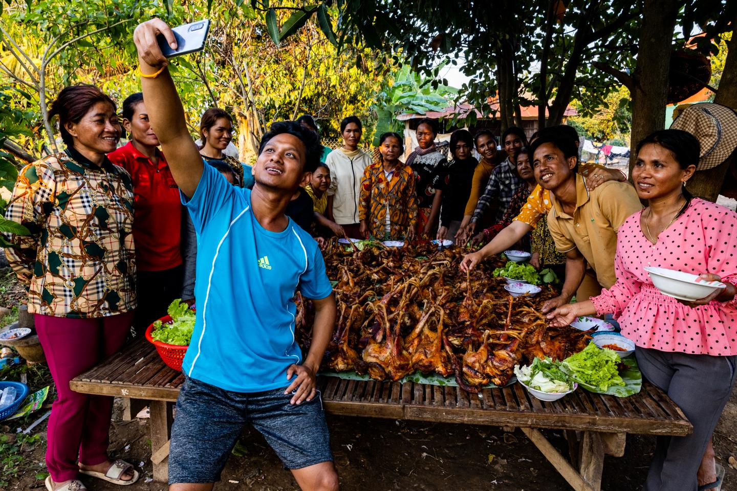 On YouTube the surprise culinary success of a small Cambodian village