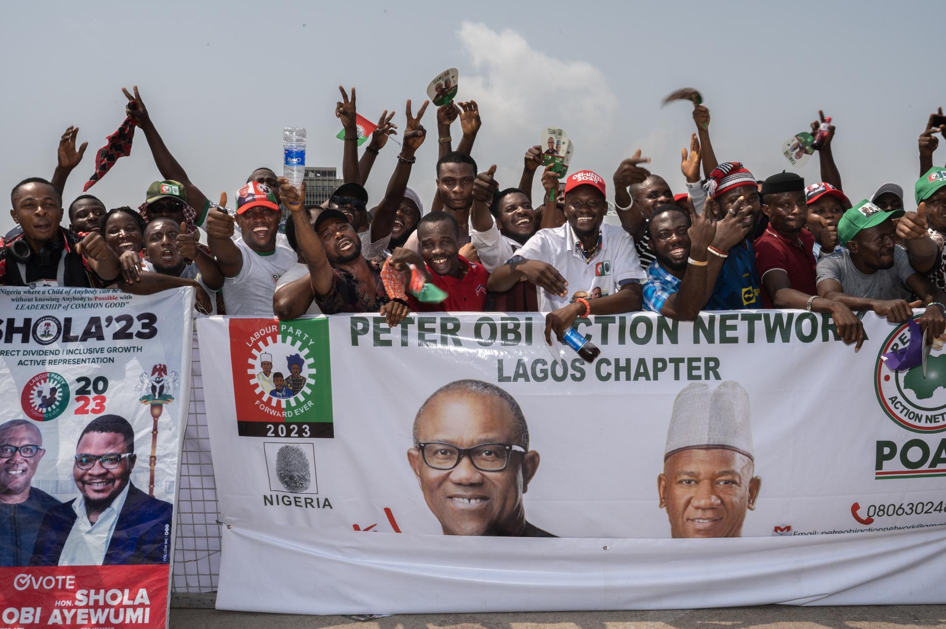 Durante un discurso público del candidato presidencial Peter Obi, en Lagos el 11 de febrero de 2023. 