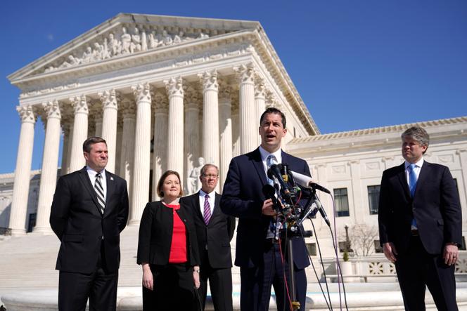 Conservative Supreme Court appears skeptical of Biden #39 s plan to cancel