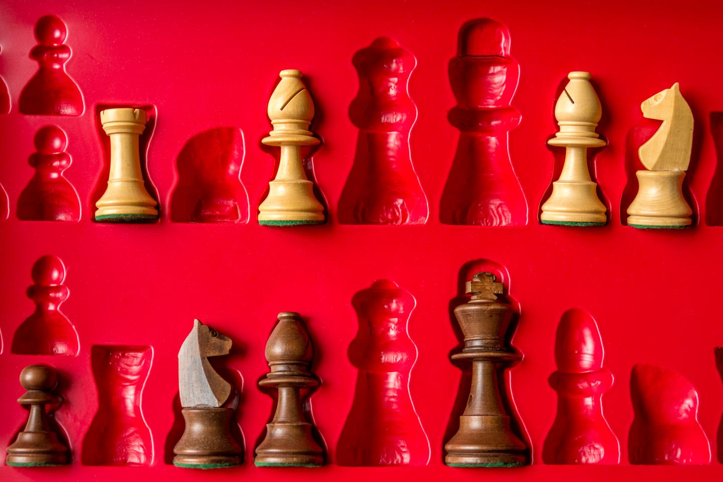 «The Master», de Claire North: el planeta es su tablero de ajedrez