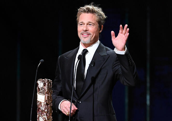 L’acteur américain Brad Pitt lors de la 48ᵉ cérémonie des Césars, à l’Olympia, à Paris, le 24 février 2023.