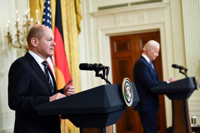 Le chancelier allemand Olaf Scholz et le président américain Joe Biden à la Maison Blanche, à Washington, le 7 février 2022. 