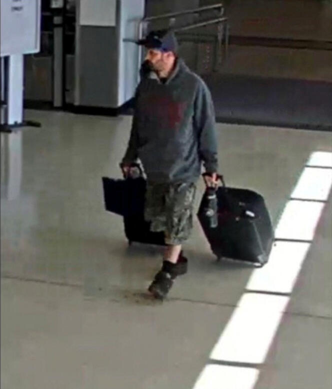 Mark Muffley à l’aéroport international de Lehigh Valley, en Pennsylvanie (Etats-Unis),  cette photo a été  fournie par le FBI  le 1er mars 2023. 