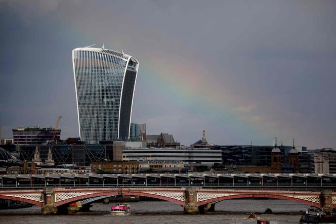 El edificio Walkie-Talkie en el centro de Londres el 24 de agosto de 2020.