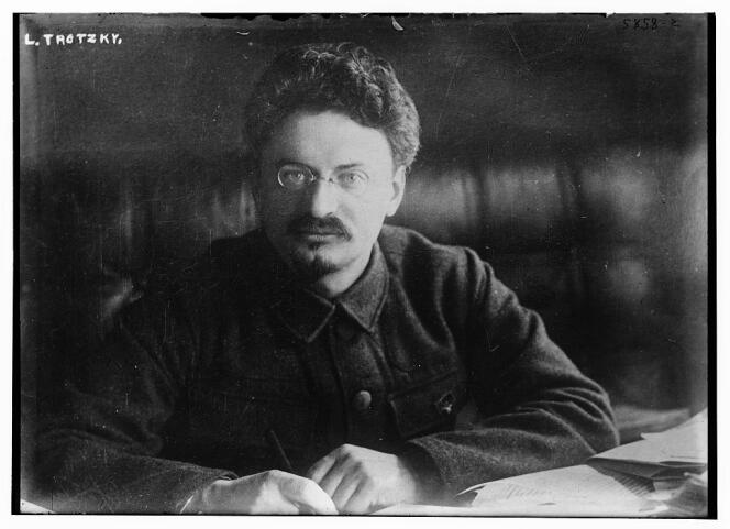 Portrait de Léon Trotski, en 1920-1925.