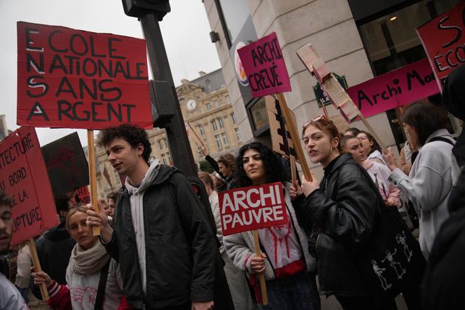 A procession of young people during the demonstration against the pension reform in Paris, March 9, 2023.