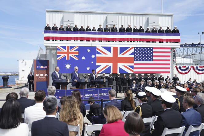 Anthony Albanese, el primer ministro australiano, Joe Biden, el presidente de Estados Unidos, y Rishi Sunak, el primer ministro británico, se reunieron como parte de la alianza militar Aukus en la base naval de Point Loma, en San Diego, Estados Unidos. 13 de marzo de 2023.