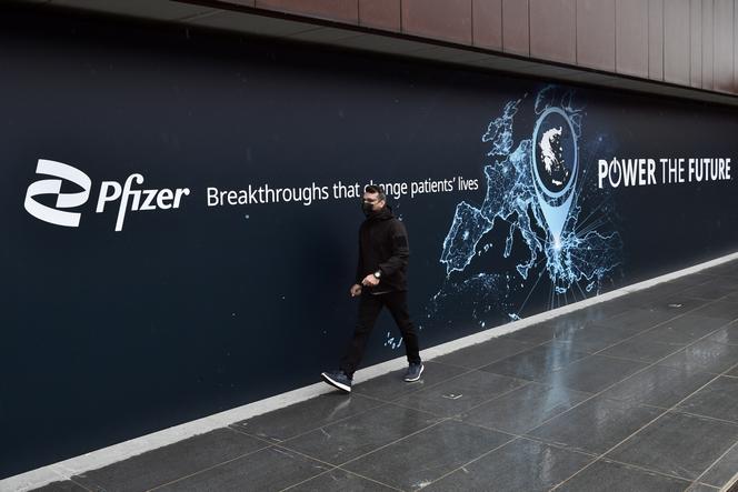 A wall advertisement touts Pfizer's innovations, in Thessaloniki, Greece, October 12, 2021.