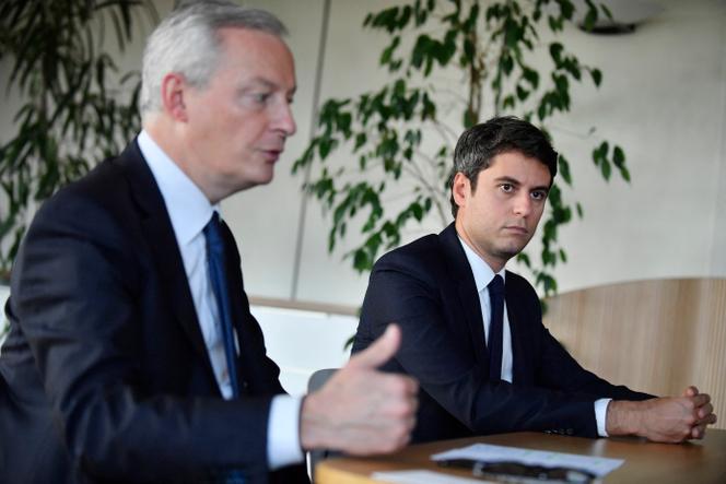 Finance Minister Bruno Le Maire and Junior Minister for Public Accounts Gabriel Attal in Paris on October 19, 2022.