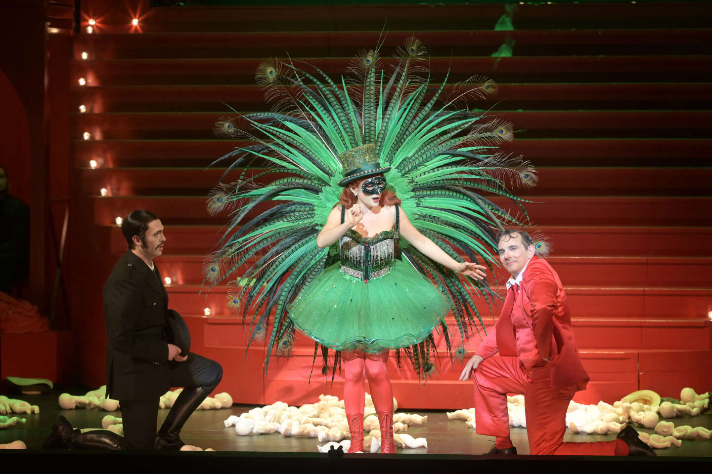 At the Théâtre des Champs-Elysées, the jubilant “Mammelles de Tirésias” by Olivier Py