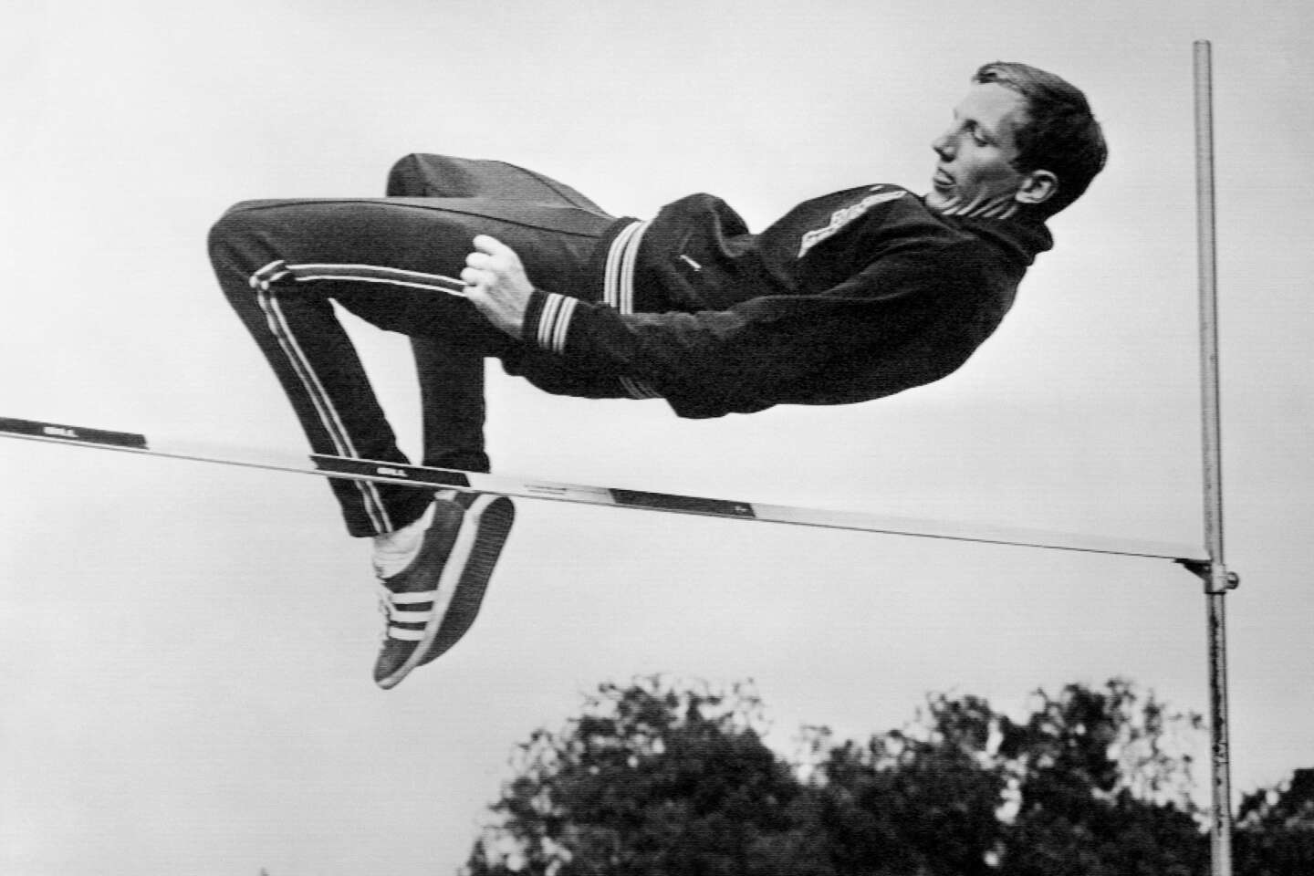 Dick Fosbury, the American athlete who gave his name to the high jump technique, is dead