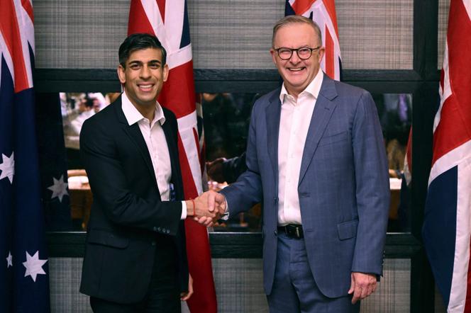 Le Premier ministre britannique Rishi Sunak (à gauche) et le Premier ministre australien Anthony Albanese à San Diego (USA), le 12 mars 2023.