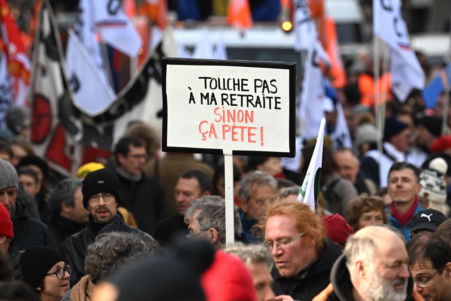 back in pictures on the eighth day of mobilization against the reform project