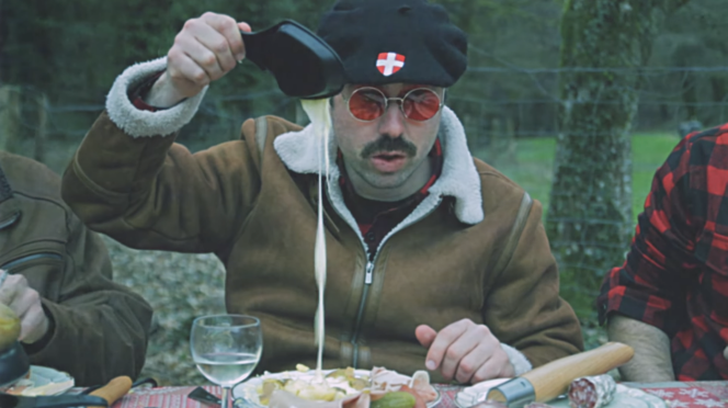 Capture d’écran extraite de la vidéo de DJ Matafan « Magic Raclette ».