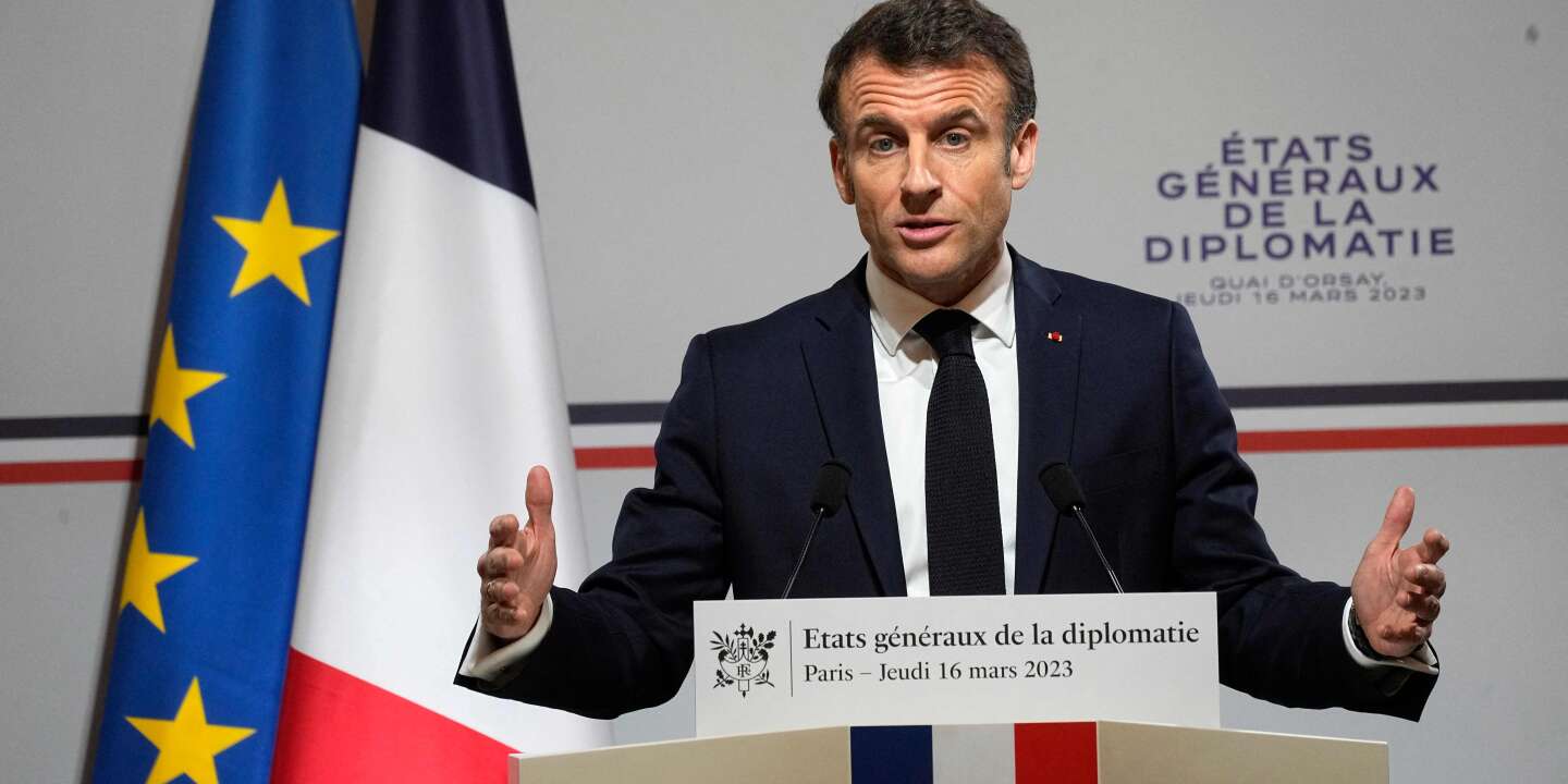 Au Quai d’Orsay, Emmanuel Macron affirme vouloir  réarmer  la diplomatie française, sans renoncer à une réforme contestée