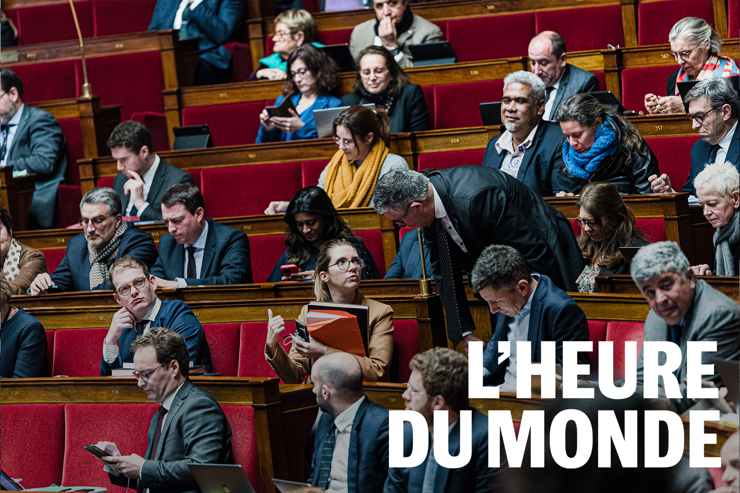 Podcast.  Vestimenta en la Asamblea Nacional: ¿corbata, jeans o vestido?