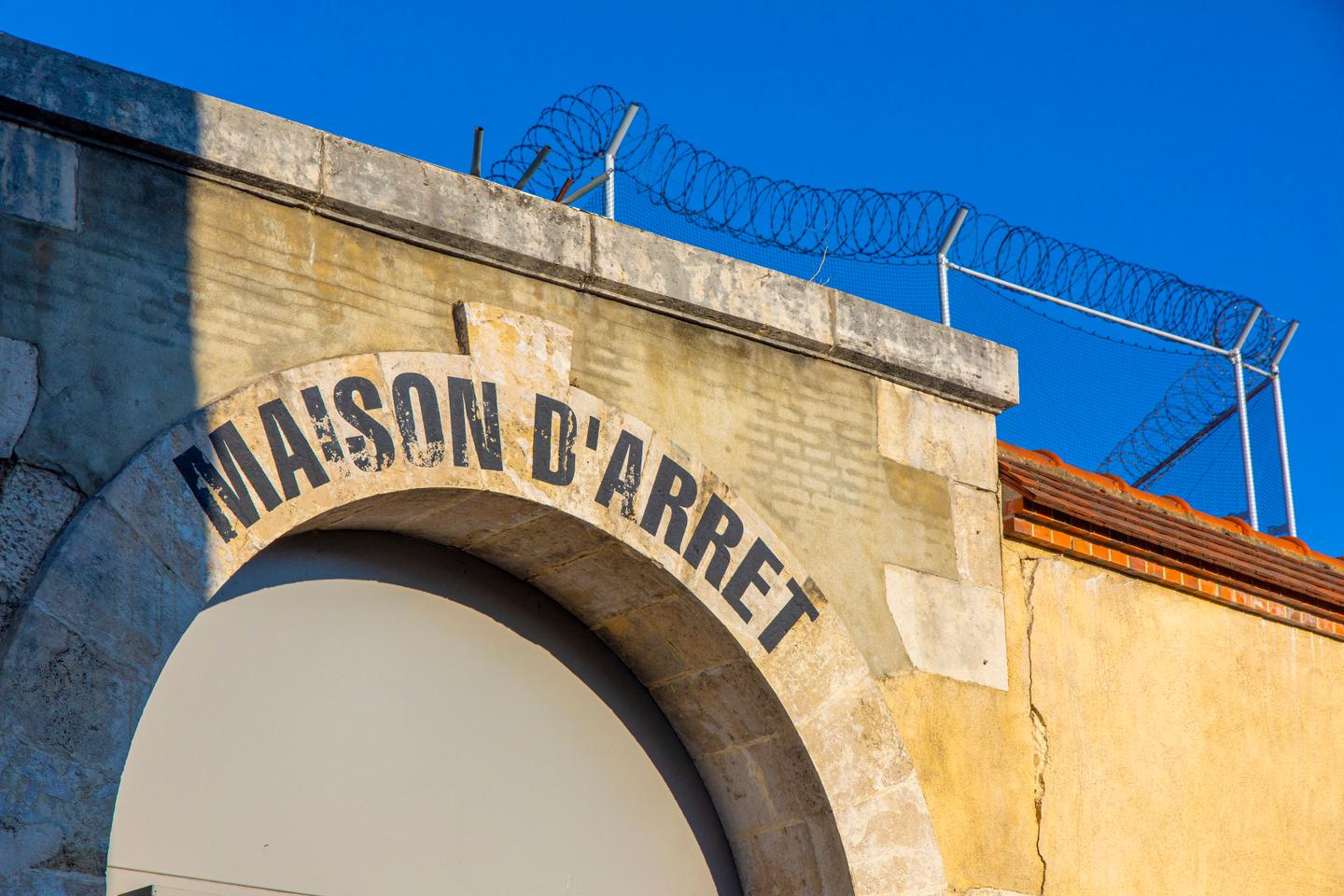 “By censoring the newspaper ‘L’Envolée’, the prison administration stifles the words of those locked up a little more”