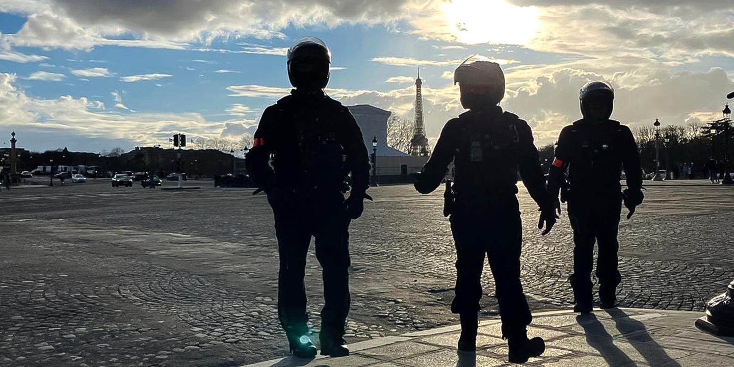 Reforma de pensiones, en directo: cierre del metro cerca de la Asamblea y de los Campos Elíseos