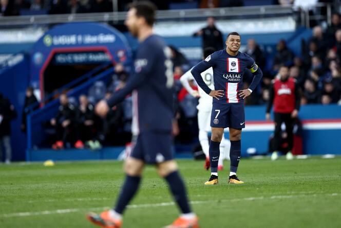 Kylian Mbappé lors du match de Ligue 1 entre le Paris Saint-Germain et le Stade Rennais, au Parc des Princes, à Paris, le 19 mars 2023.