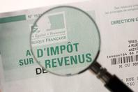 Avis d'impôt sur le revenu à la loupe