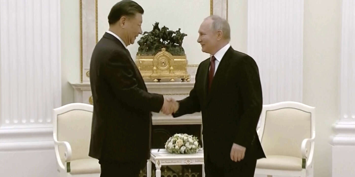 Xi Jinping w Moskwie w Stanach Zjednoczonych jest podejrzliwy co do chęci przyjęcia przez Chiny roli mediatora