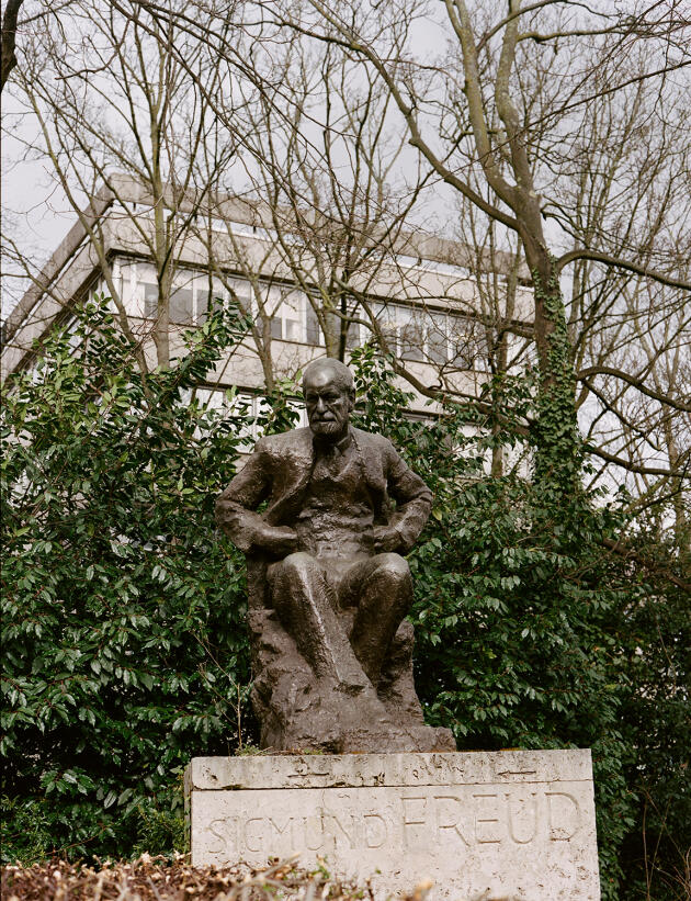 The statue of Freud outside Tavistock Hospital in London on March 13, 2023.