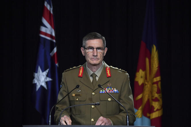 El general Angus Campbell, jefe de las Fuerzas de Defensa de Australia, presenta los hallazgos sobre los crímenes cometidos en Afganistán, en Canberra, el 19 de noviembre de 2020.