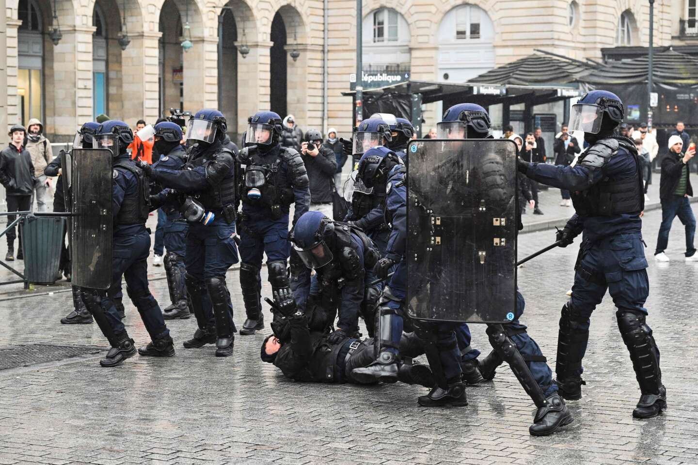 Sebastian Roché : « En matière de contrôle externe de la police, la France est une anomalie »
