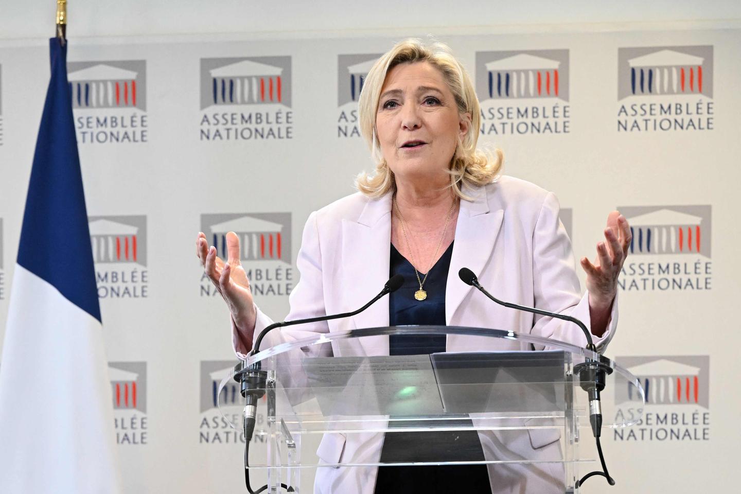 The inauguration of a Turkish mosque by an RN deputy embarrasses Marine Le Pen
