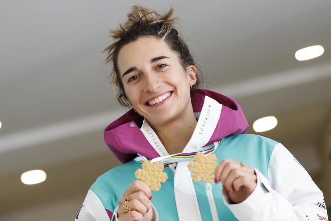 Perrine Laffont achieved the double by winning the titles in the single and parallel events at the Worlds in Bakuriani (Georgia) at the end of February 2023.