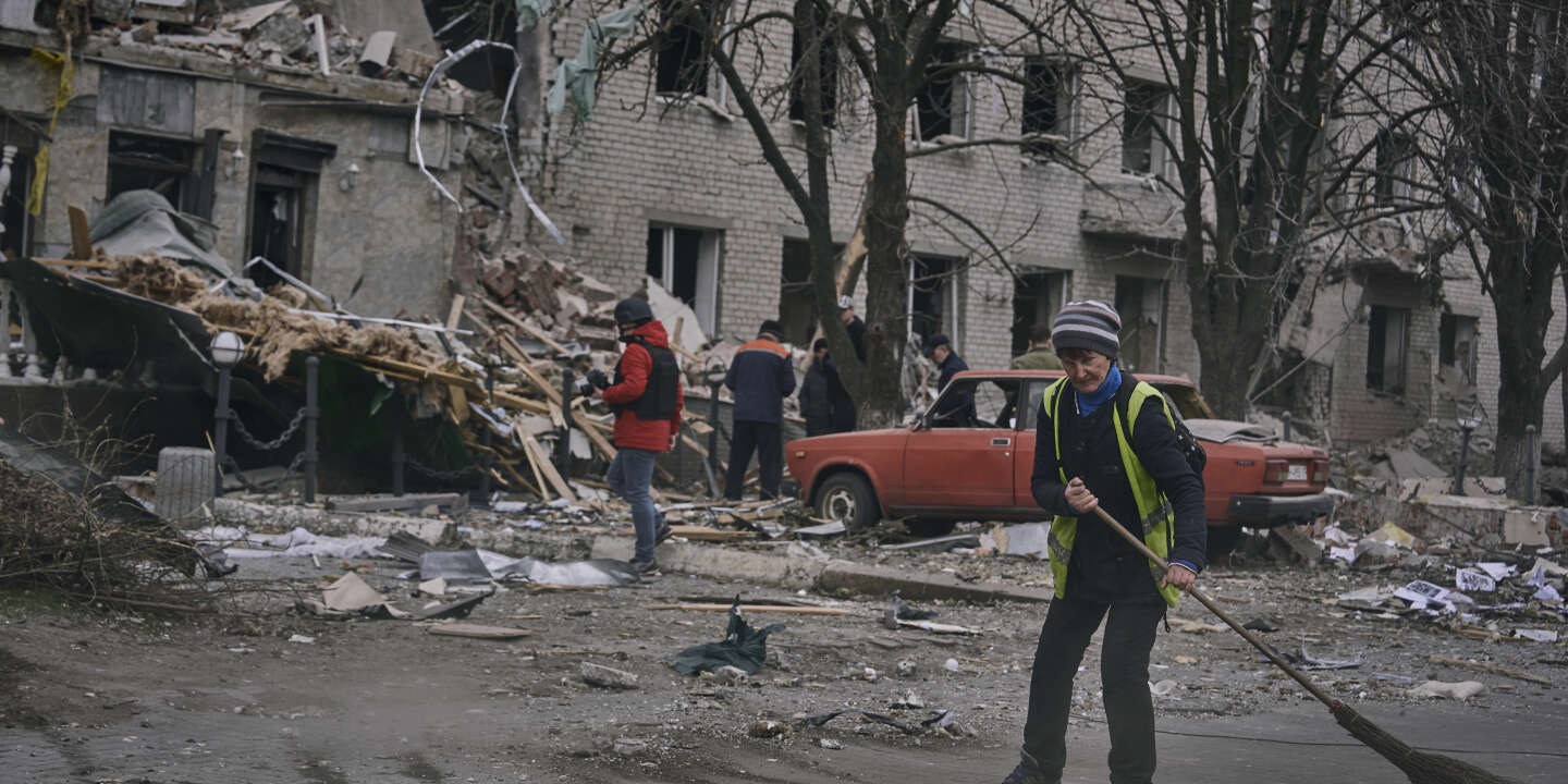 frappe russe mortelle sur Sloviansk ; la ville d’Avdiïvka évacue ses employés municipaux