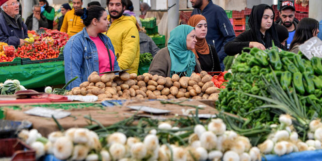 Au marché central de Tunis, le 23 mars 2023. 