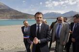 Pour Emmanuel Macron, un déplacement dans les Hautes-Alpes loin des manifestants