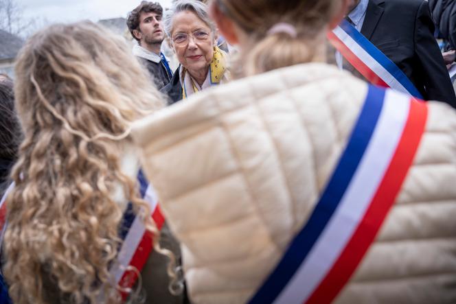 Élisabeth Borne, Primera Ministra, visita la escuela primaria Albert Camus en La Machine, Nièvre, viernes 31 de marzo de 2023 - 2023©Jean-Claude Coutausse para Le Monde