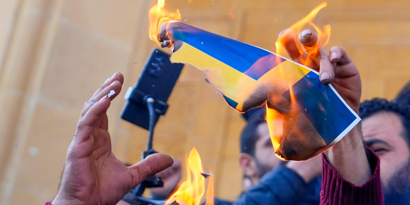 Coran brûlé à Stockholm cinq arrestations en Suède pour un projet d