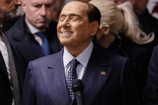 Silvio Berlusconi, lors de l’inauguration du siège de la coordination régionale lombarde de Forza Italia, à Milan, le 19 novembre 2022.