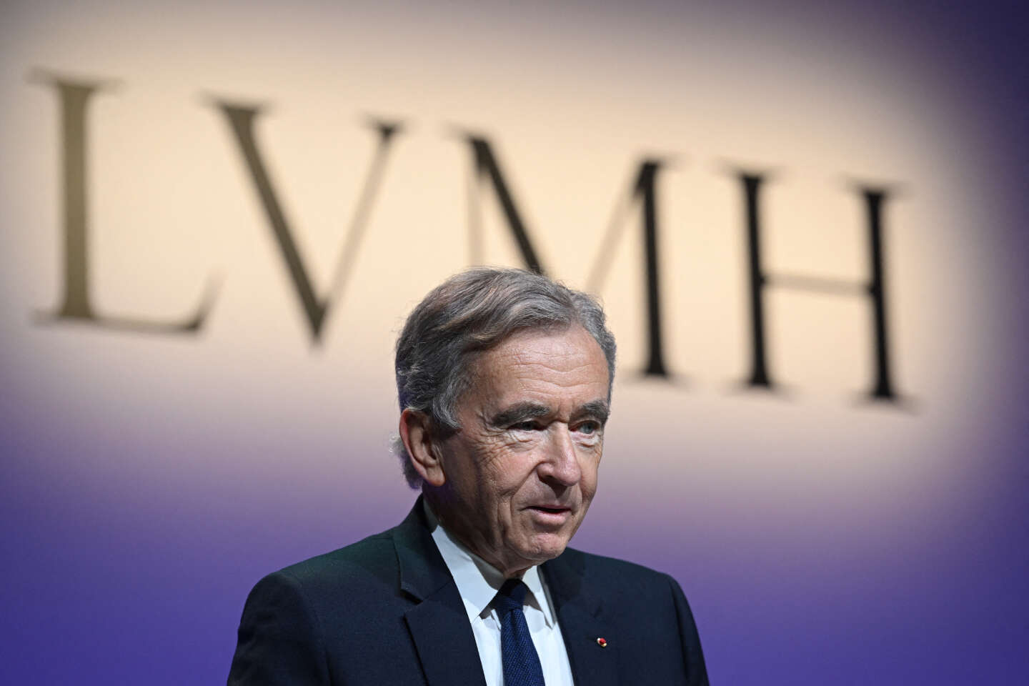 LVMH's resilience gives luxury shares a boost amid economic gloom