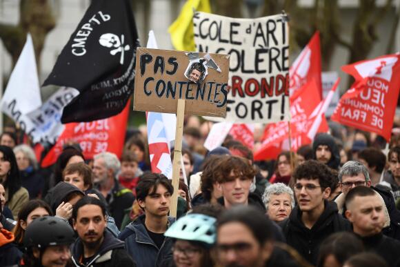 Dans la manifestation à Lorient, le 6 avril 2023.